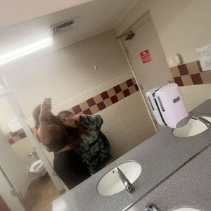 Meet your Posher, Kara